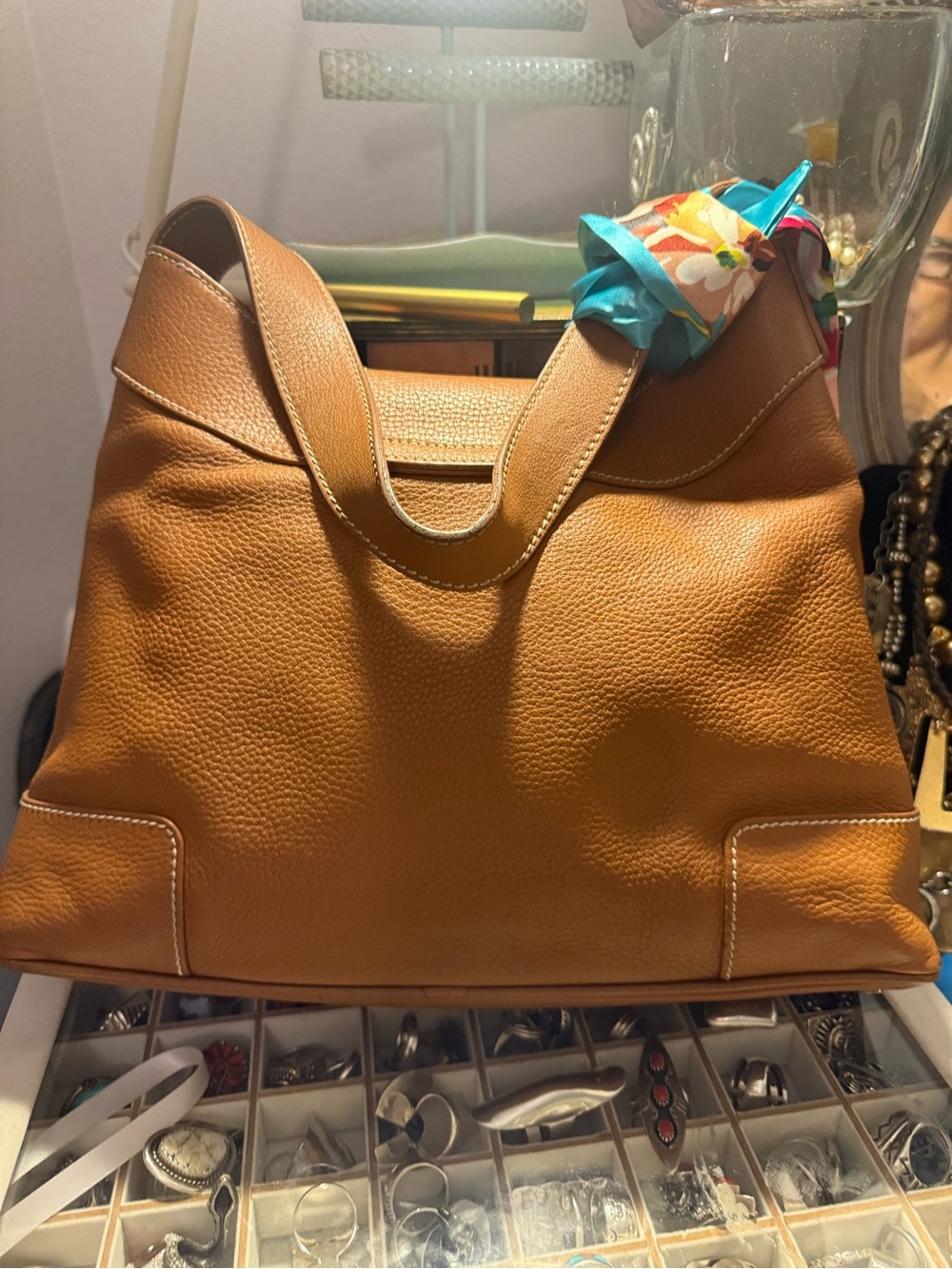Classic Tiffany & Co Manhattan Tan Leather Shoulder Bag - Great Investment - Picture 7 of 9